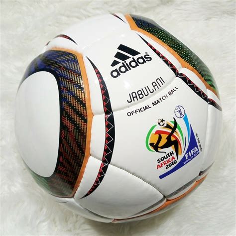 adidas jabulani 2010